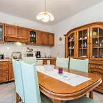 Apartament 2 Bedroom Cozy In *