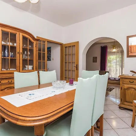 Apartment Stunning In With Wifi Matulji