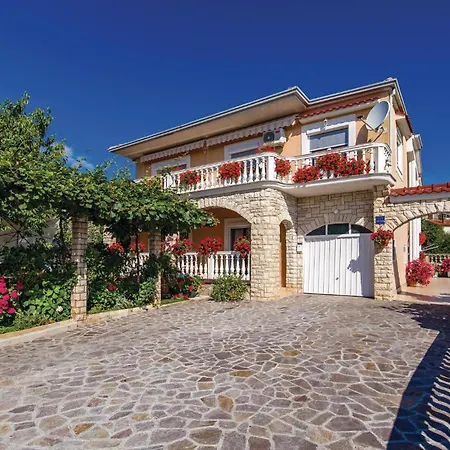 Stunning In With Wifi