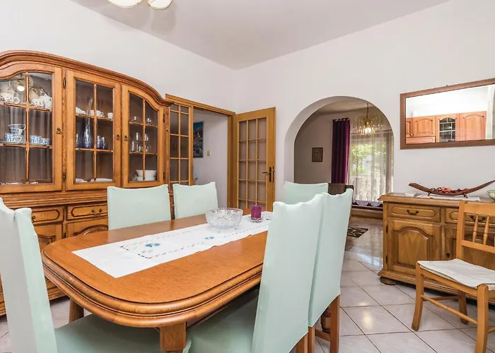 Apartamento 2 Bedroom Cozy In Matulji