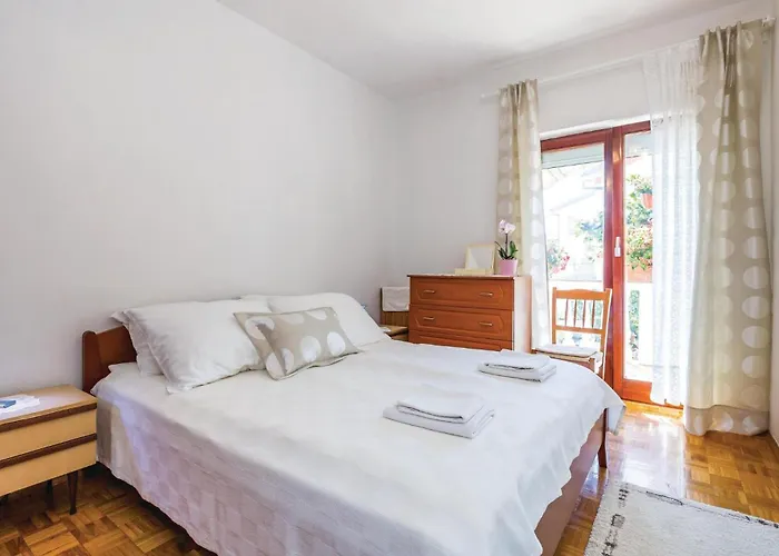 Apartamento 2 Bedroom Cozy In