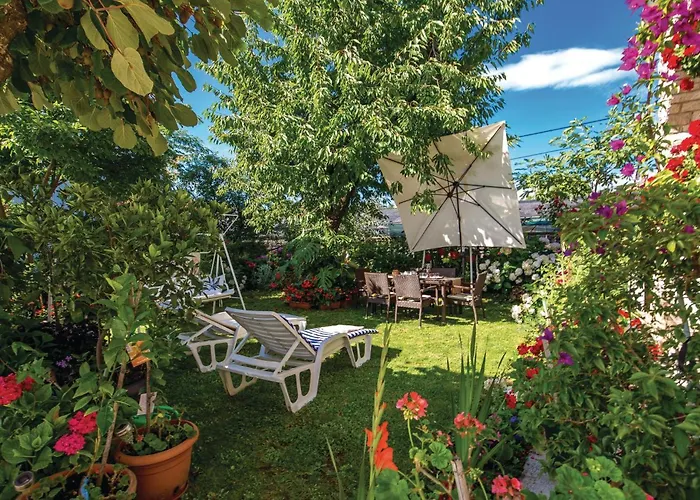 Apartamento 2 Bedroom Cozy In