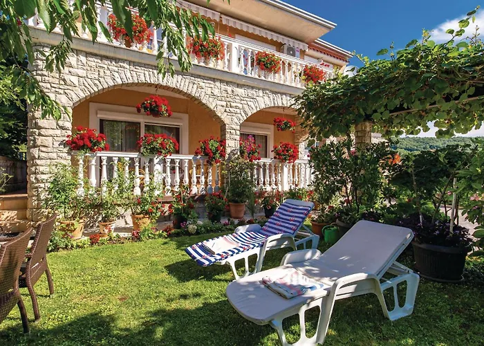 Apartamento 2 Bedroom Cozy In Matulji